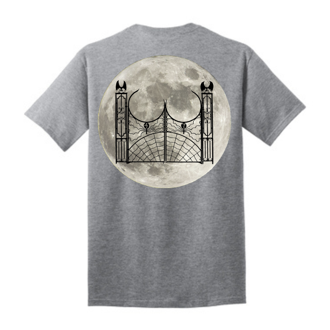 – The © Steel T-Shirt Forge Gate”